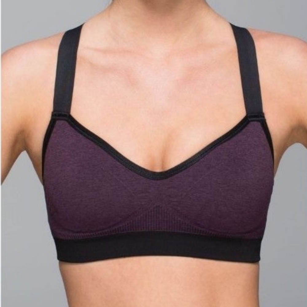 Lululemon Hold Your Om Sports Bra